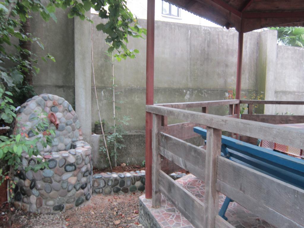 Wooden Cottage Makhinjauri Exterior foto