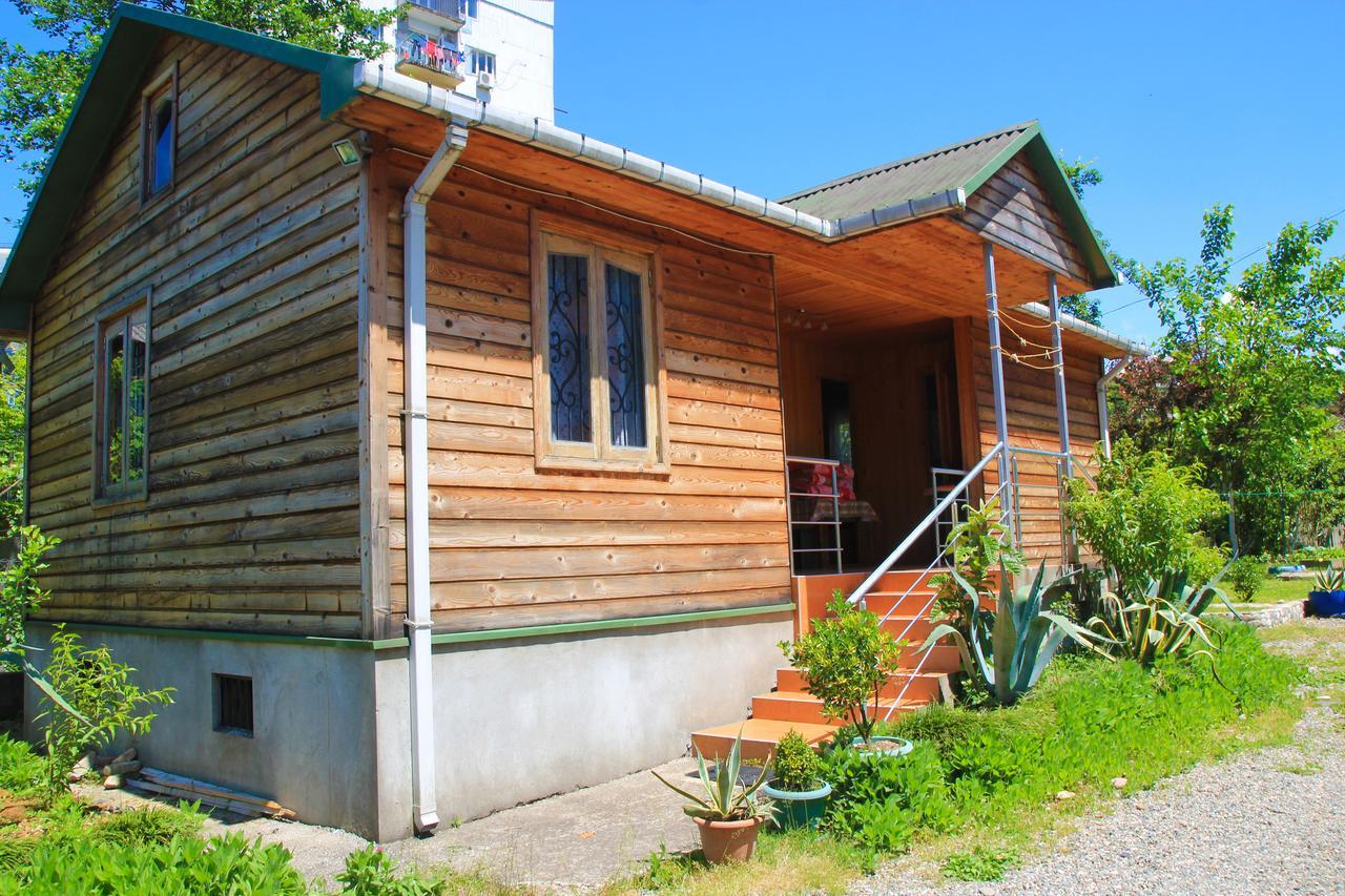 Wooden Cottage Makhinjauri Exterior foto